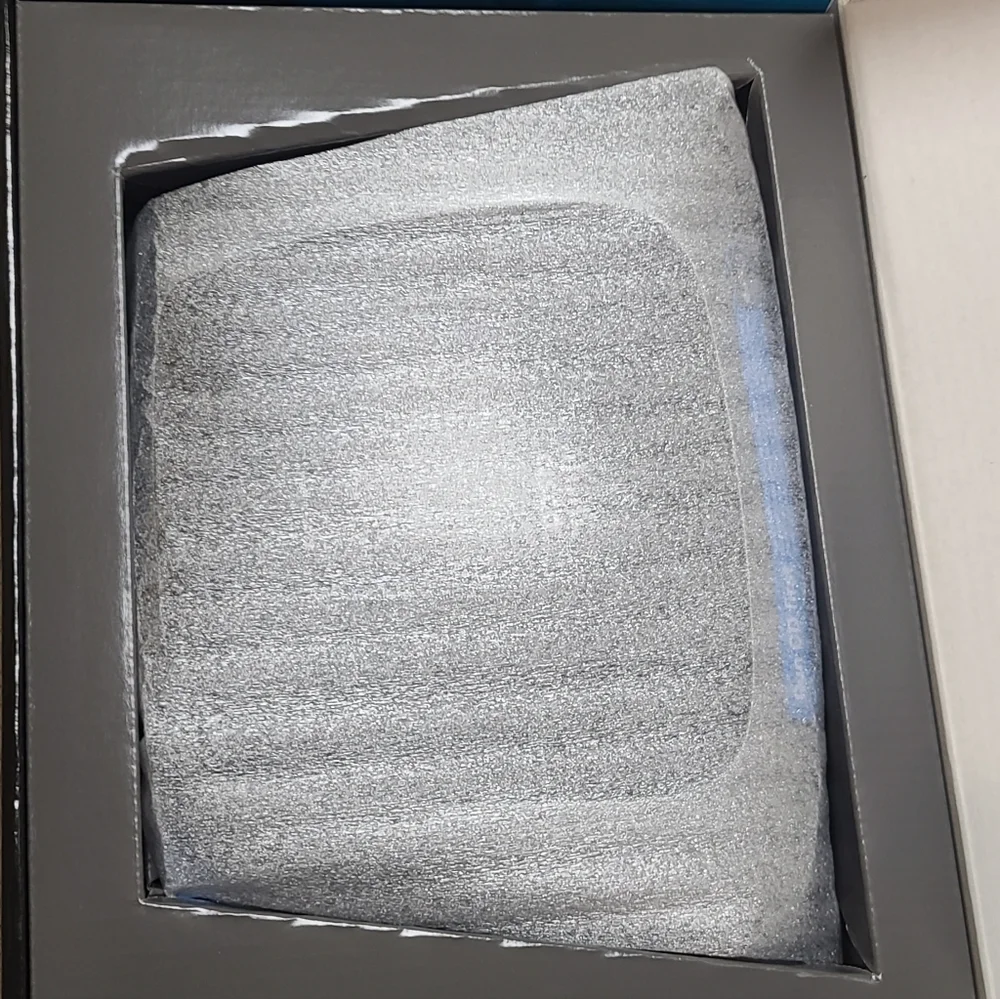 Nib Linksys E2000 Advanced Wireless-N Router Router - Picture 5 of 5